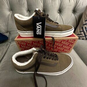 VANS Old Skool Fleece Lined Sneakers NWOT